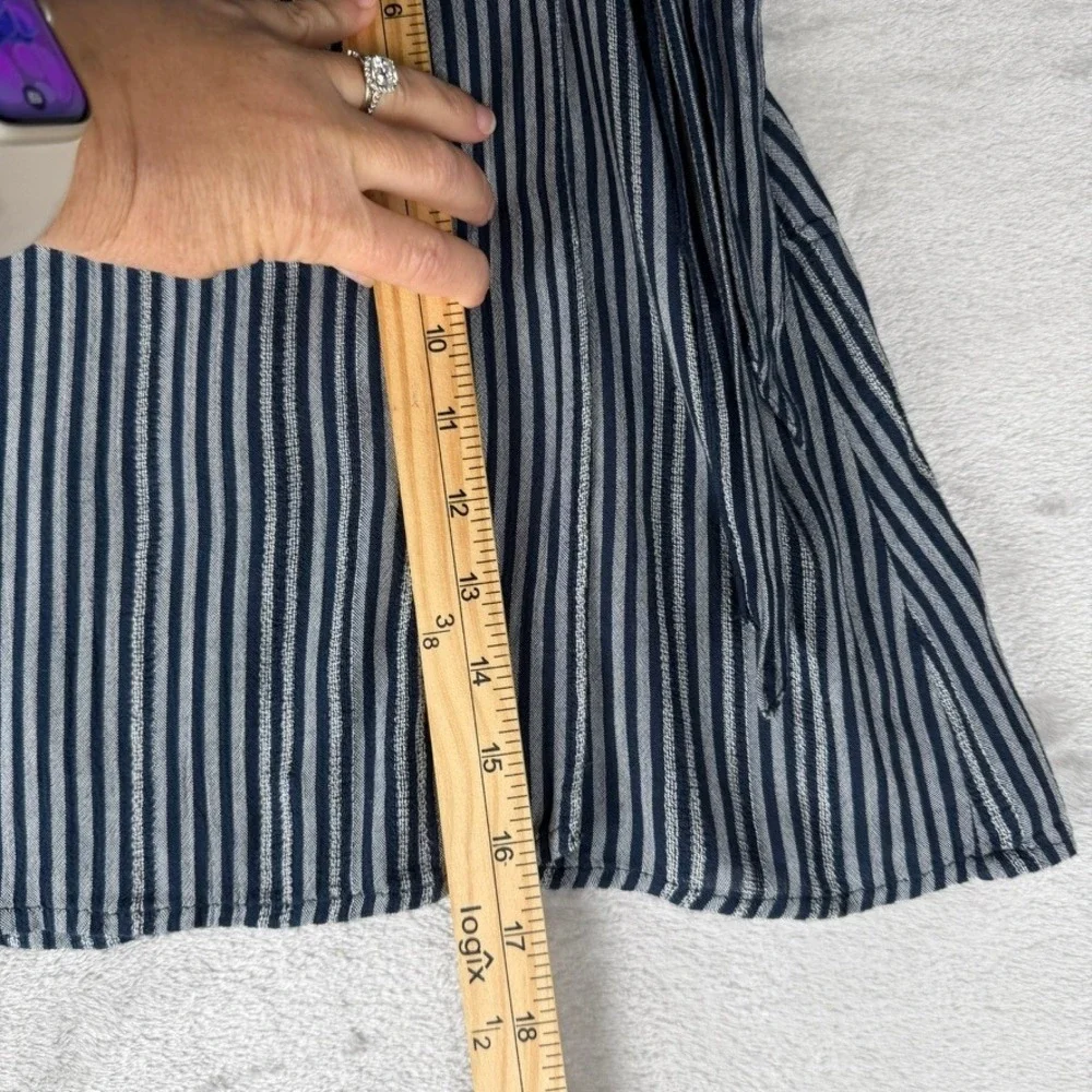American Eagle Striped Wrap Mini Skirt‎ Navy White Metallic Tie Waist M